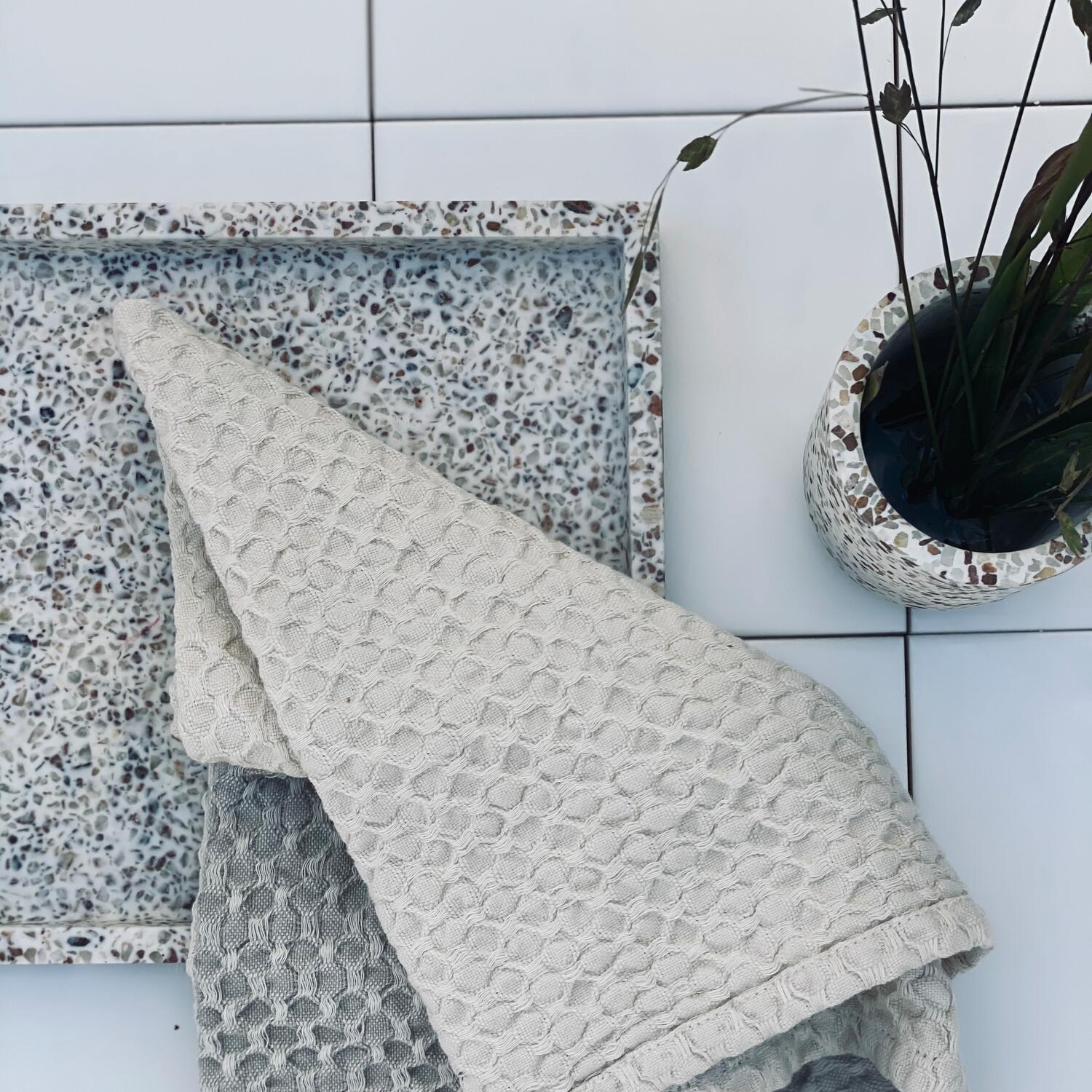 Terrazzo firkantet bakke - natural